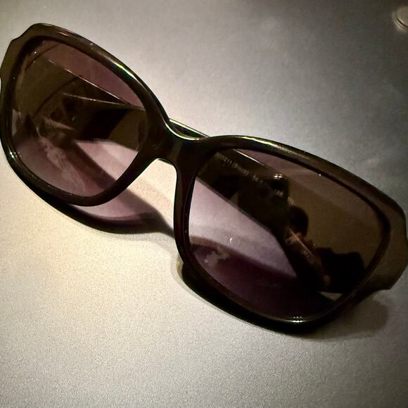 🎉HP!🎉Coach HC8160 Butterfly Black Frame Sunglasses with Case - Picture 4 of 9